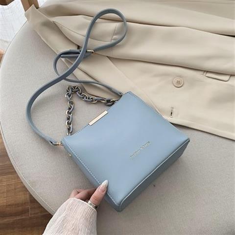 Blue Spiffybd Luxe-26: Elite Chain Bucket Crossbody