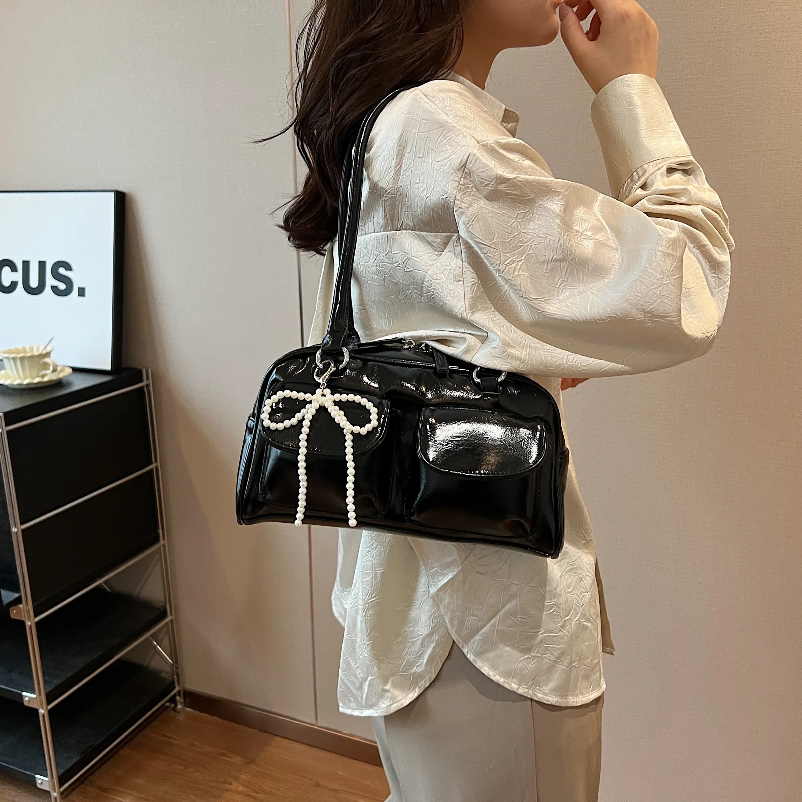 Black Fashionable Underarm Bow Retro Glossy PU Leather Handbag