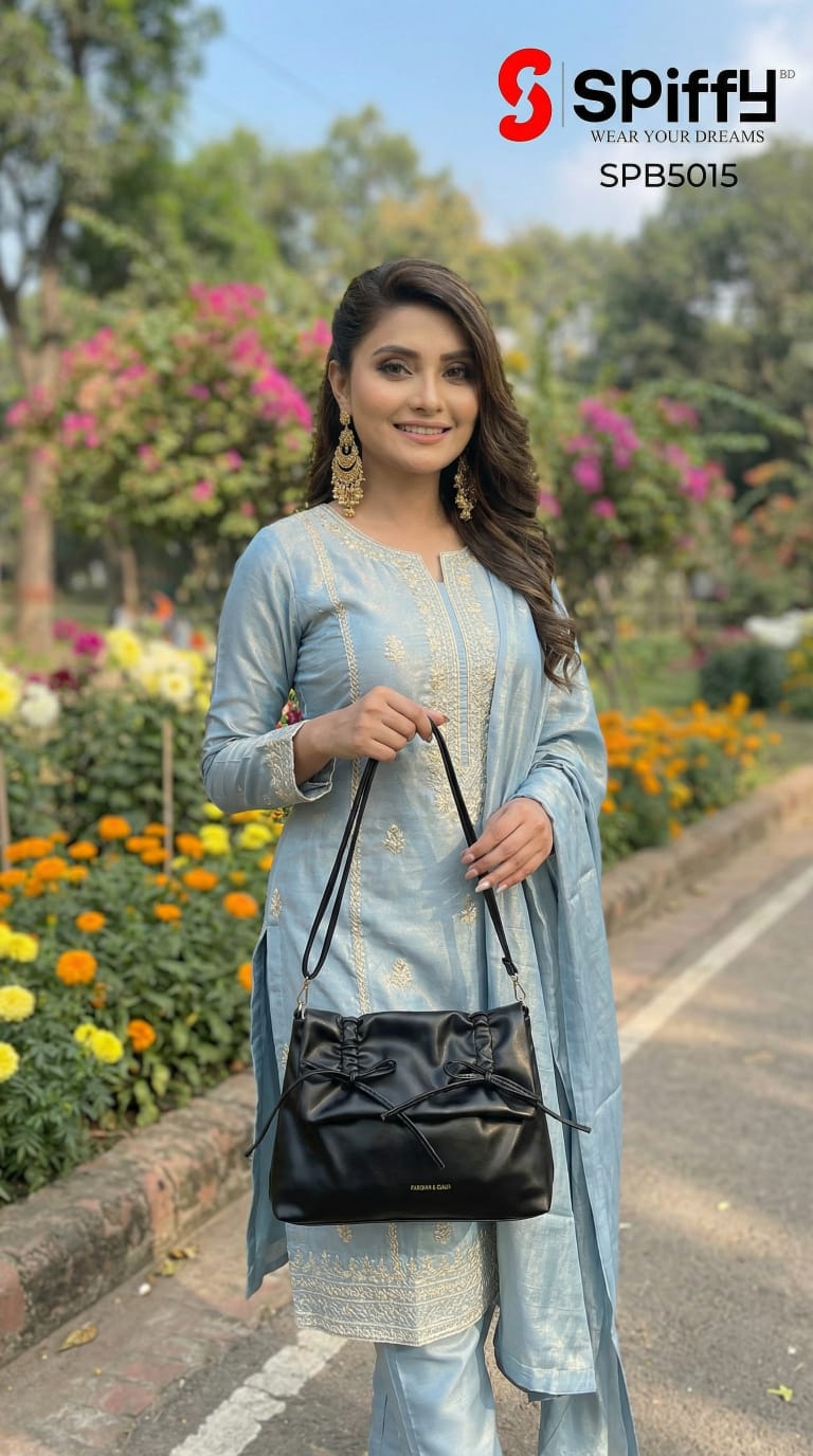 Black Colour Aura Underarm Bag